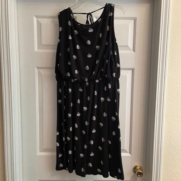 XL LOFT Floral Dress with Tie at Back Neckline - Picture 1 of 7